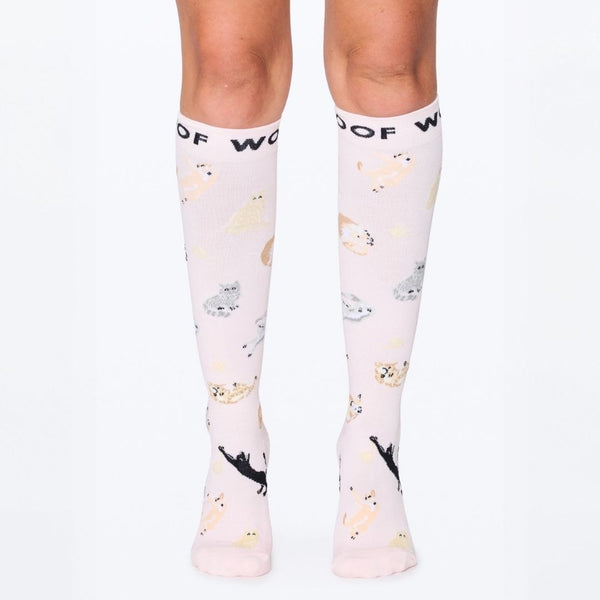 //ae.drwoofapparel.com/cdn/shopifycloud/storefront/assets/no-image-2048-a2addb12_grande.gif