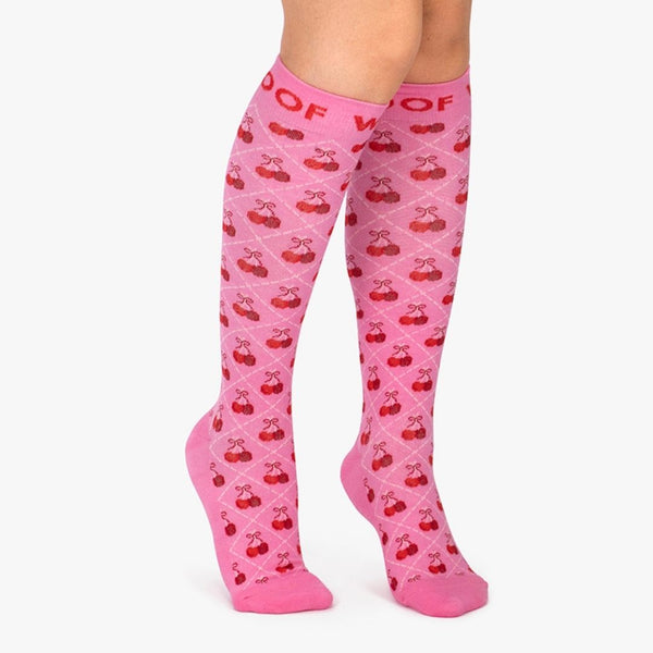 //ae.drwoofapparel.com/cdn/shopifycloud/storefront/assets/no-image-2048-a2addb12_grande.gif