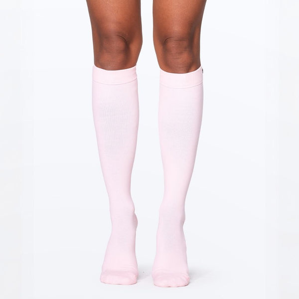 //ae.drwoofapparel.com/cdn/shopifycloud/storefront/assets/no-image-2048-a2addb12_grande.gif